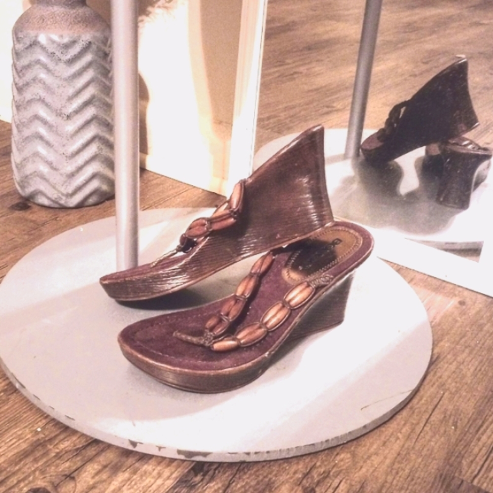 Bongo Wedge Sandle